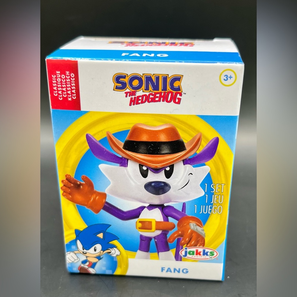 Sonic the Hedgehog‎ Fang Action Figure - Purple and Orange, New in box